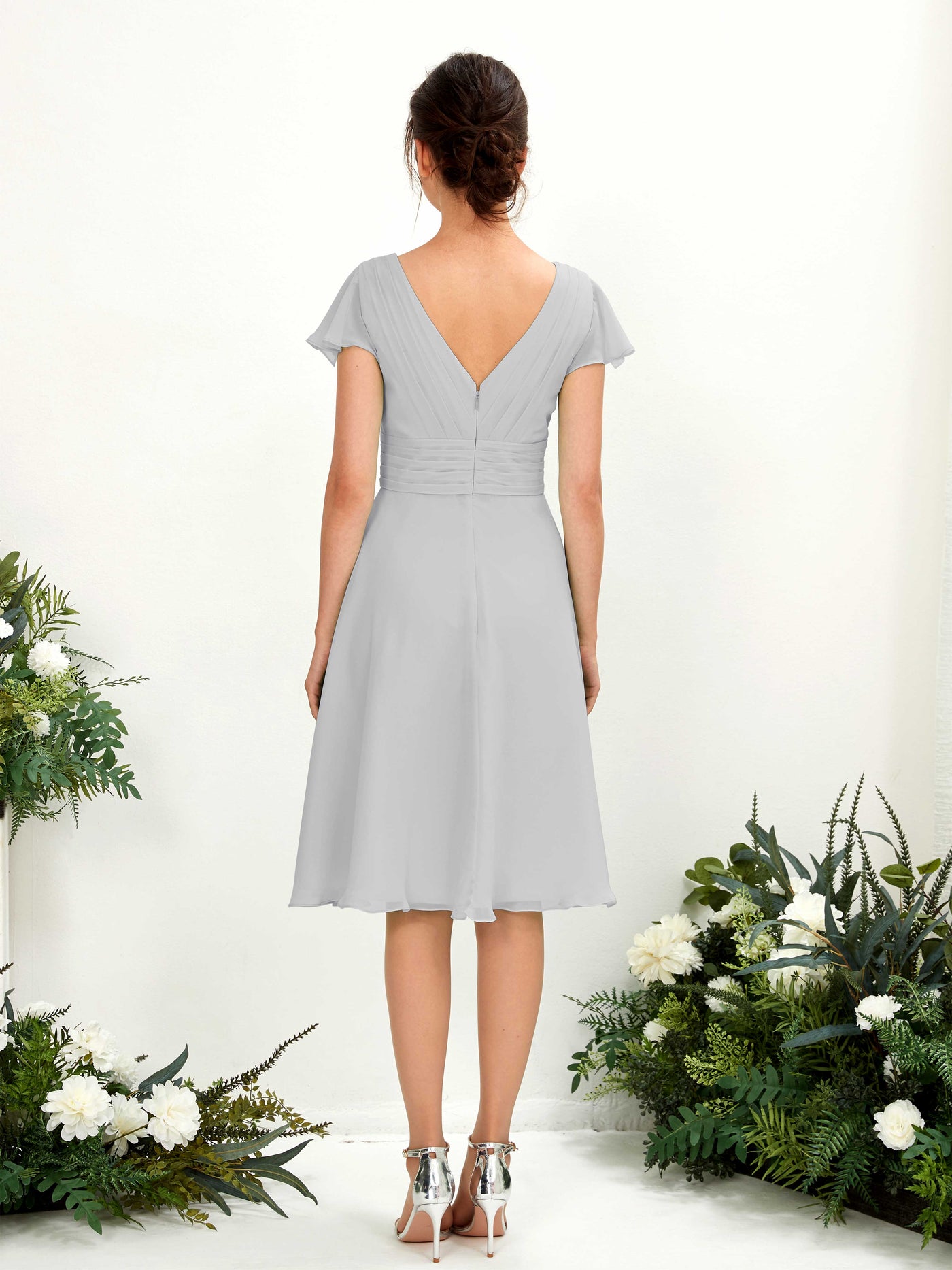 Silver Bridesmaid Dresses Bridesmaid Dress Chiffon V-neck Knee Length Short Sleeves Wedding Party Dress (81220227)#color_silver