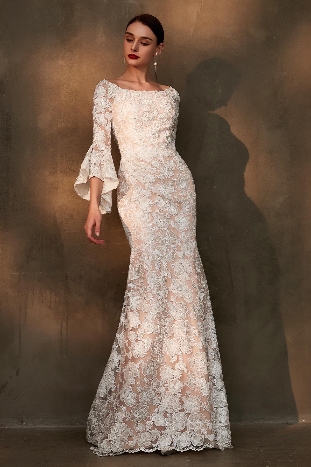 Ball Gown Bateau Long Sleeves Full Length Lace Wedding Dresses