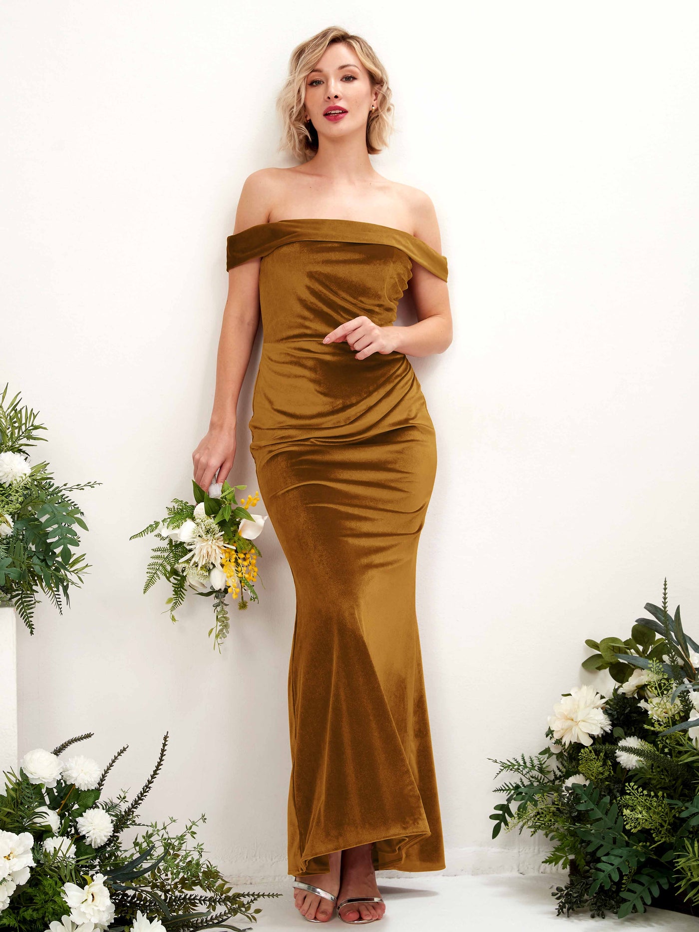 Burnished Gold Bridesmaid Dresses Bridesmaid Dress Mermaid/Trumpet Velvet Off Shoulder Full Length Sleeveless Wedding Party Dress (80224616)#color_burnished-gold