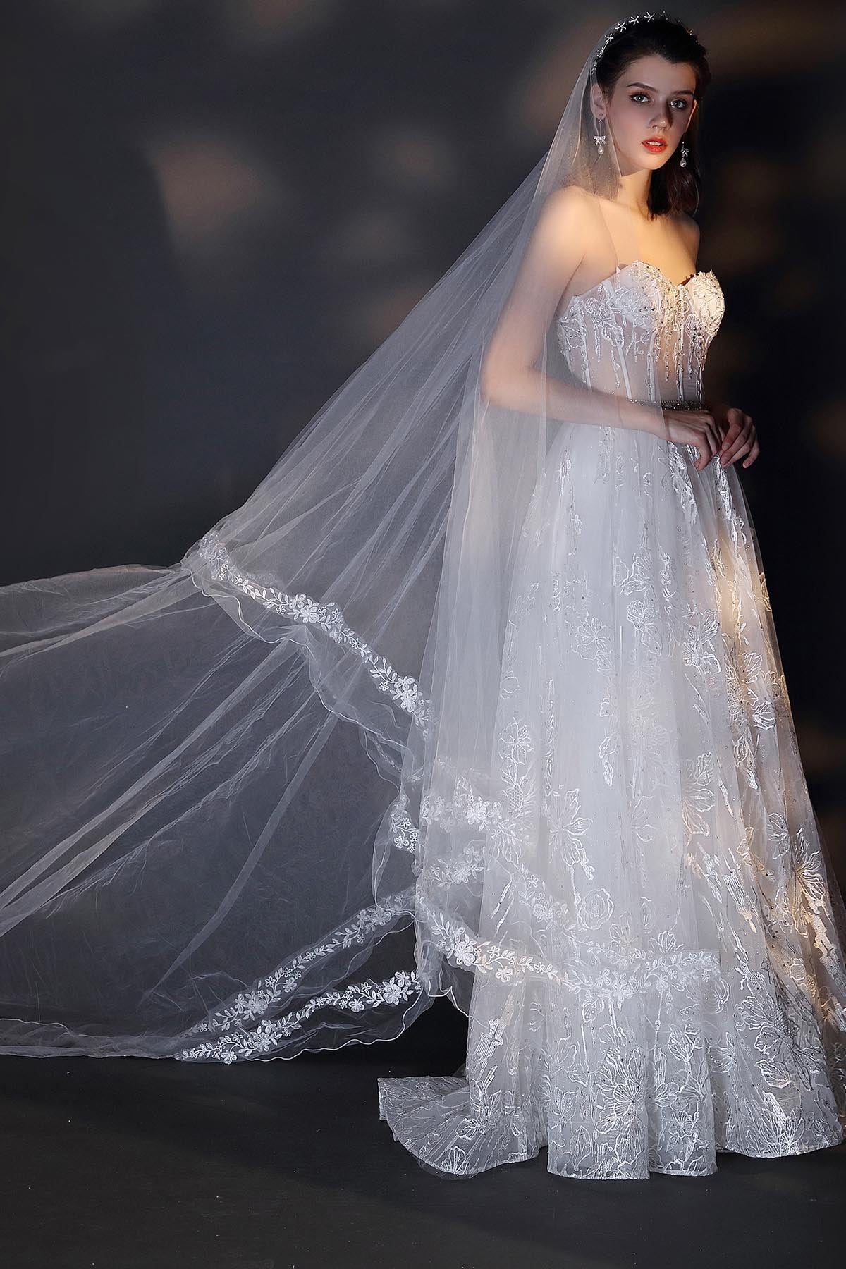 A-line Sweetheart Sleeveless Full Length Tulle Wedding Dresses