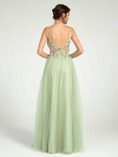 Carlyna Carlyna Carlyna Carlyna Carlyna Carlyna Carlyna Carlyna Carlyna Beaded Floral A-Line Maxi Dress with Plunge Neck and Open Back