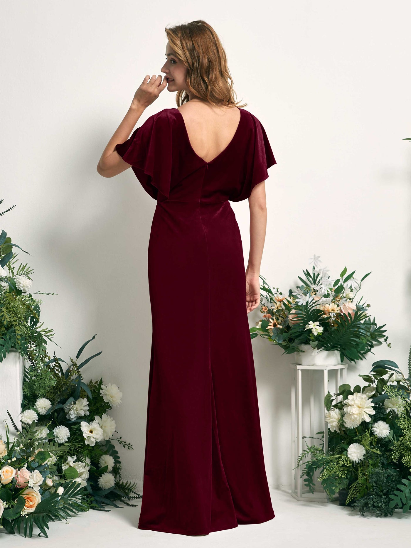 Burgundy Bridesmaid Dresses Mermaid/Trumpet V-neck Short Sleeves Velvet Dresses (82220313)#color_burgundy