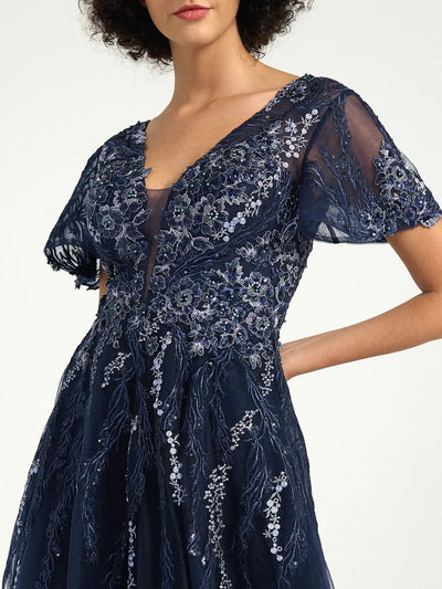Carlyna Carlyna Carlyna Carlyna Carlyna Carlyna Carlyna Carlyna A-Line Maxi Dress with Embroidered Lace and Deep V-Neckline