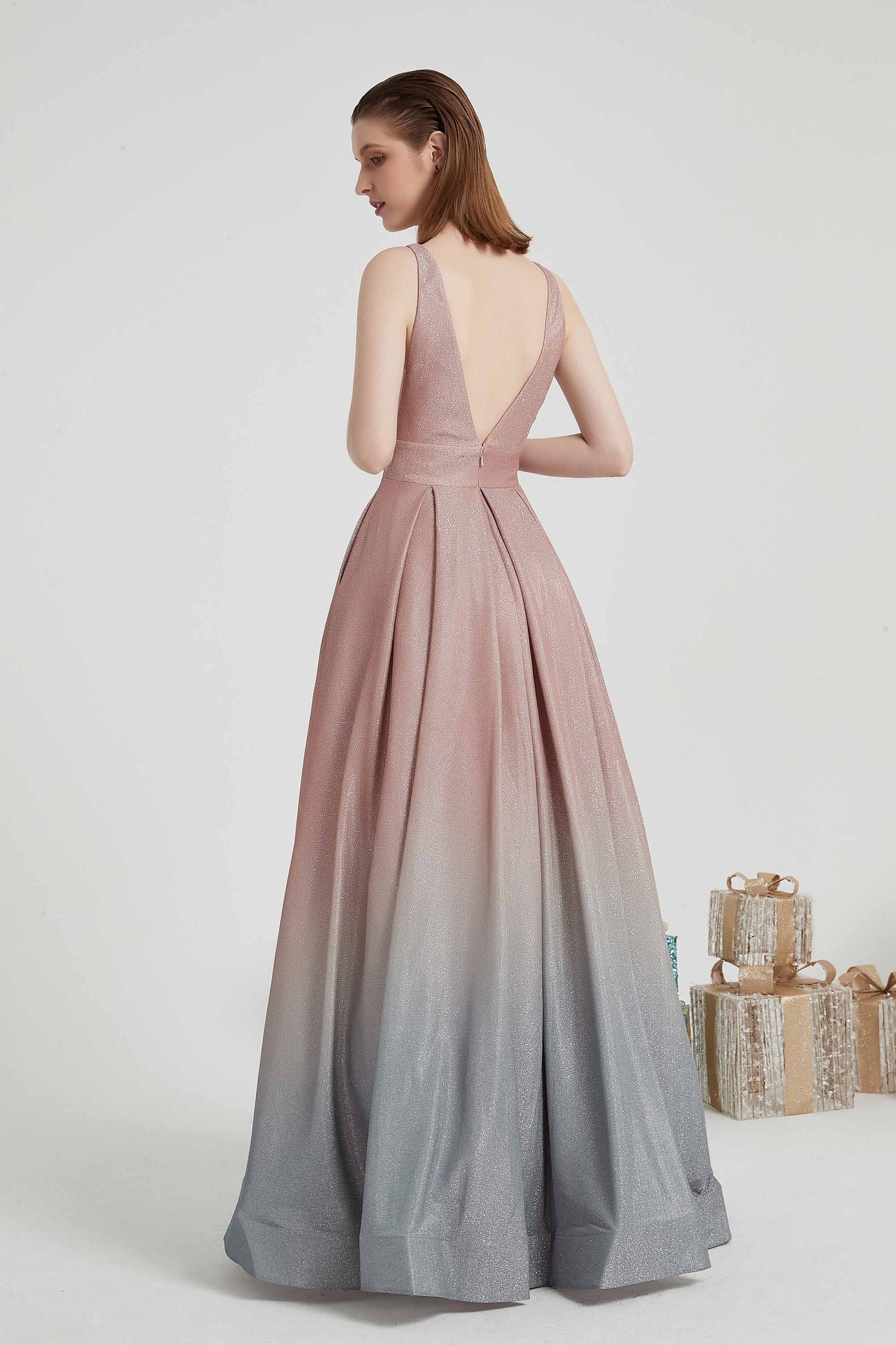 Straps V-Cut Gradient Pleated BodiceParty Prom Gown