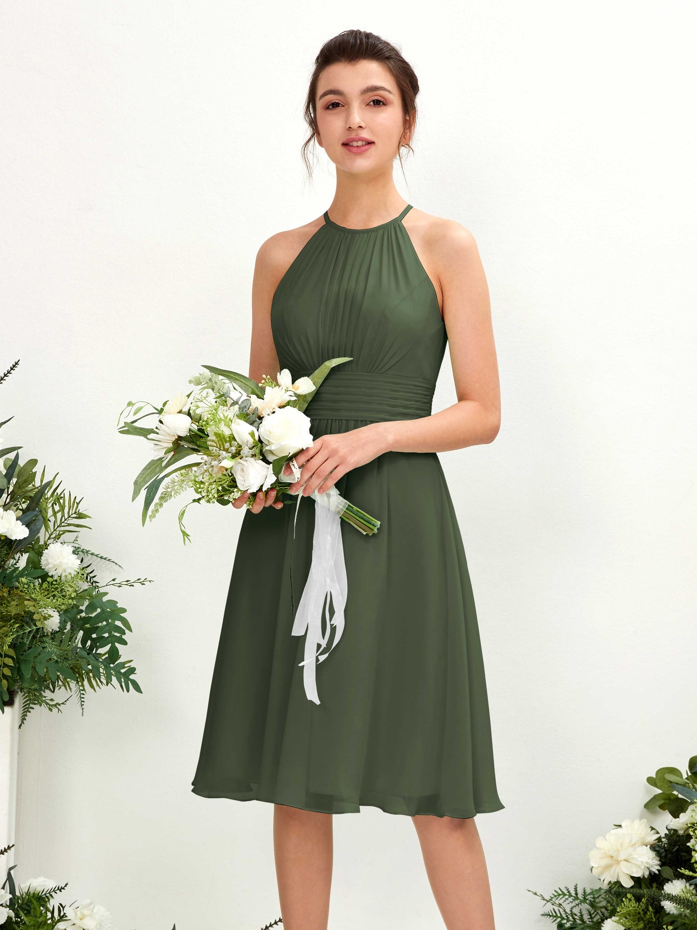 Martini Olive Bridesmaid Dresses Bridesmaid Dress A-line Chiffon Halter Knee Length Sleeveless Wedding Party Dress (81220107)#color_martini-olive