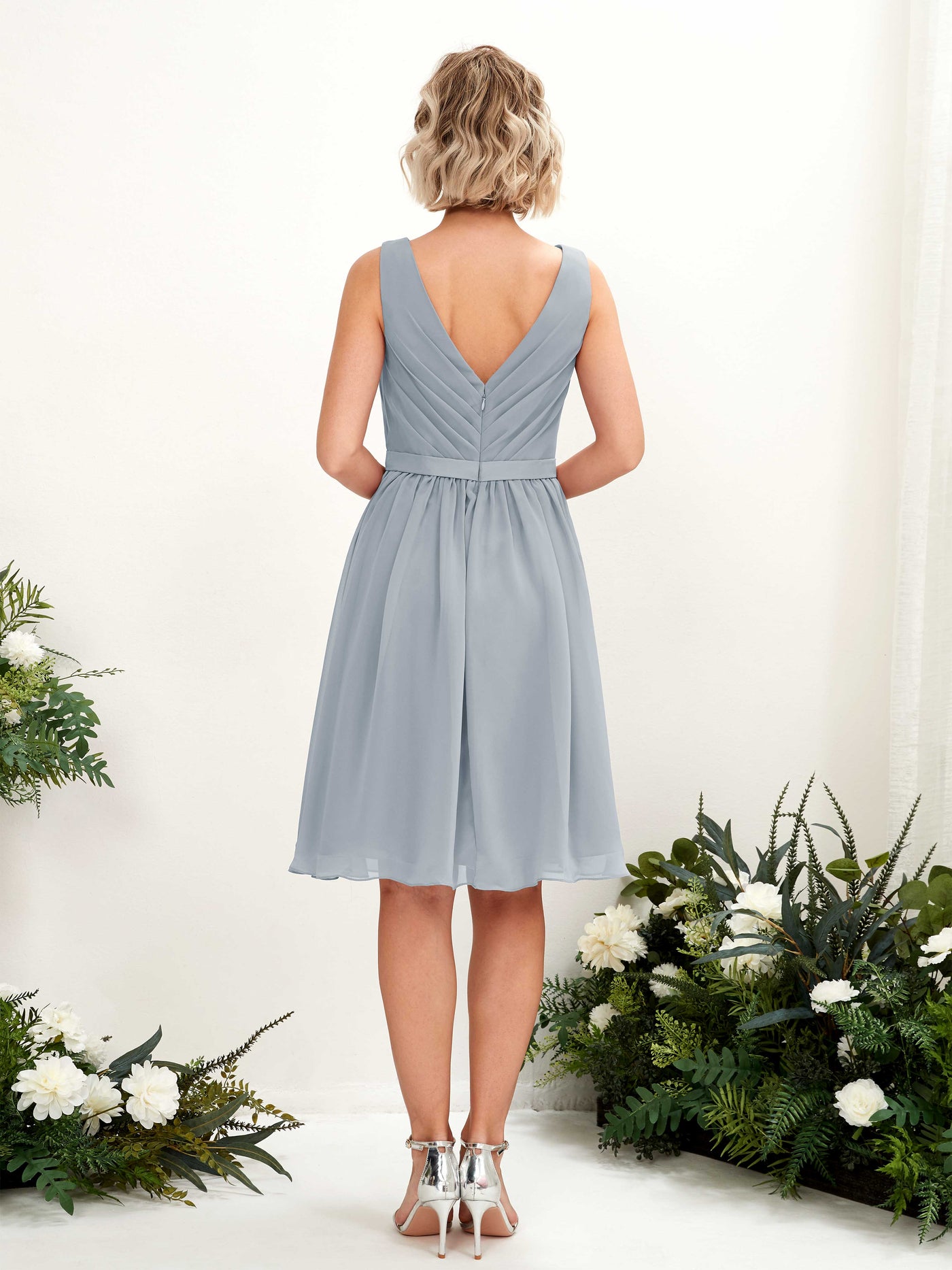 Dusty Blue-Upgrade Bridesmaid Dresses Bridesmaid Dress Chiffon V-neck Knee Length Sleeveless Wedding Party Dress (81224804)#color_dusty-blue-upgrade